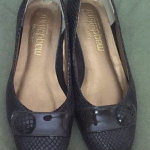 Shoes, leather, size 4M, Magdesians